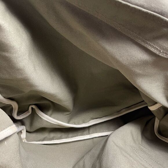 Lucky Brand large canvas olive green messenger bag with adjustable beige strap. - Picture 6 of 9